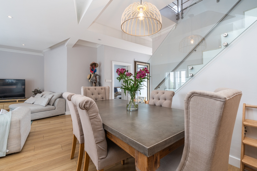 4 Bedroom Property for Sale in Sea Point Western Cape